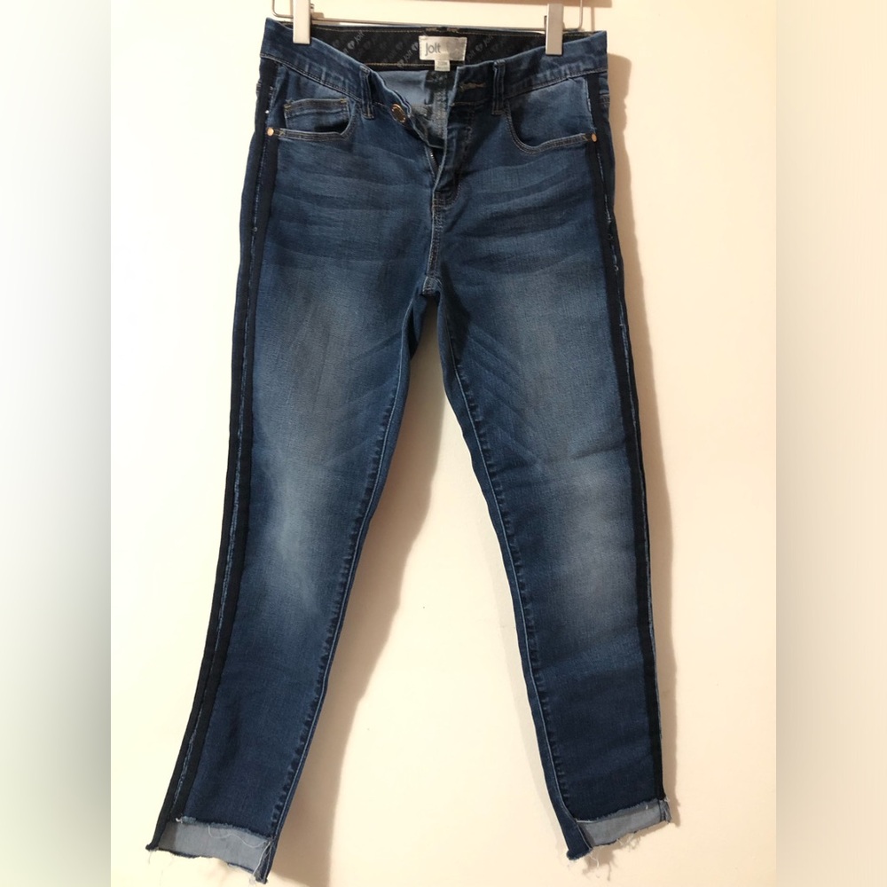 ⚡️⚡️ NWOT JOLT Jeans